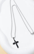 Collier homme avec pendentif croix