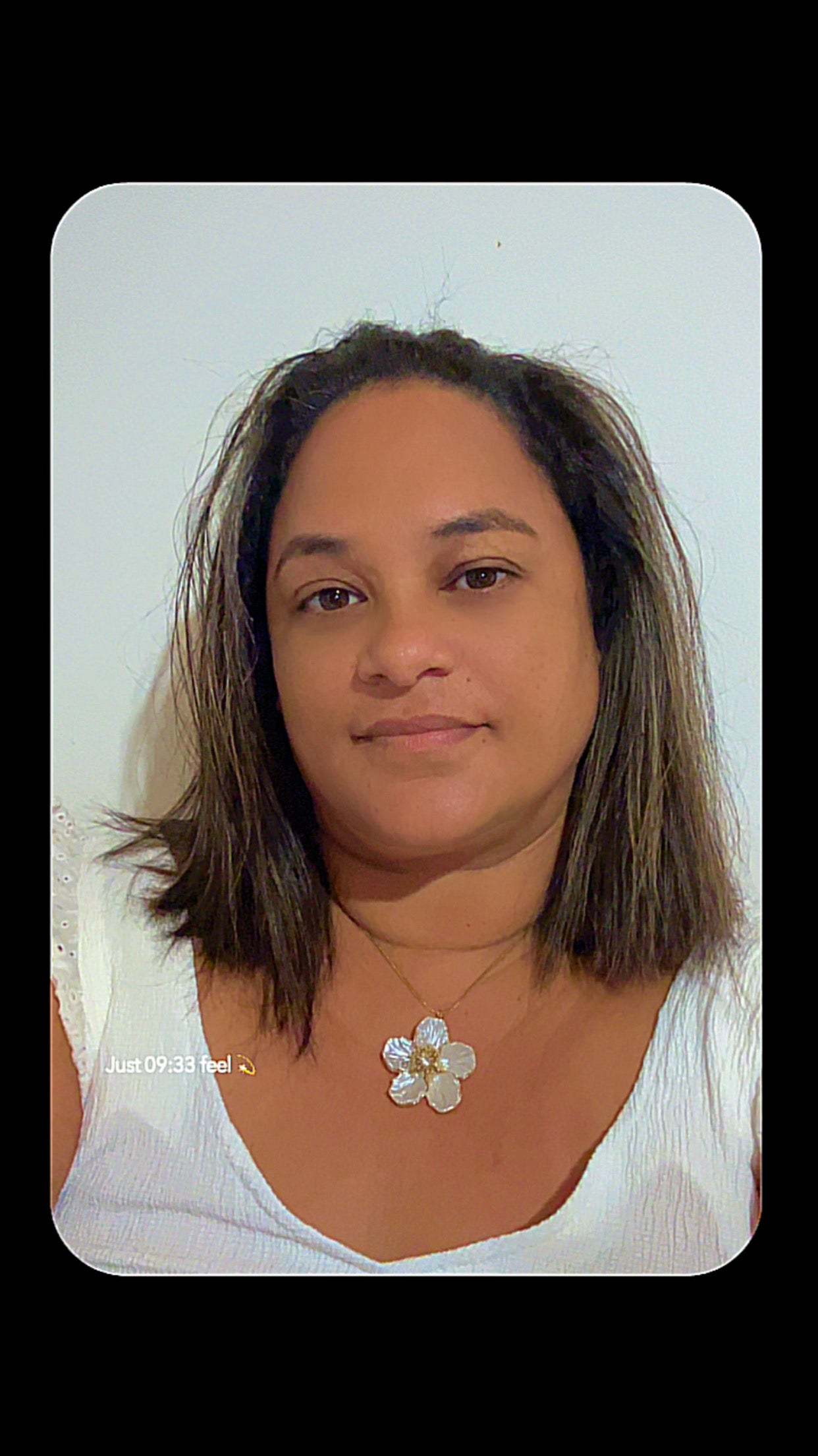 Collier Fleur blanche